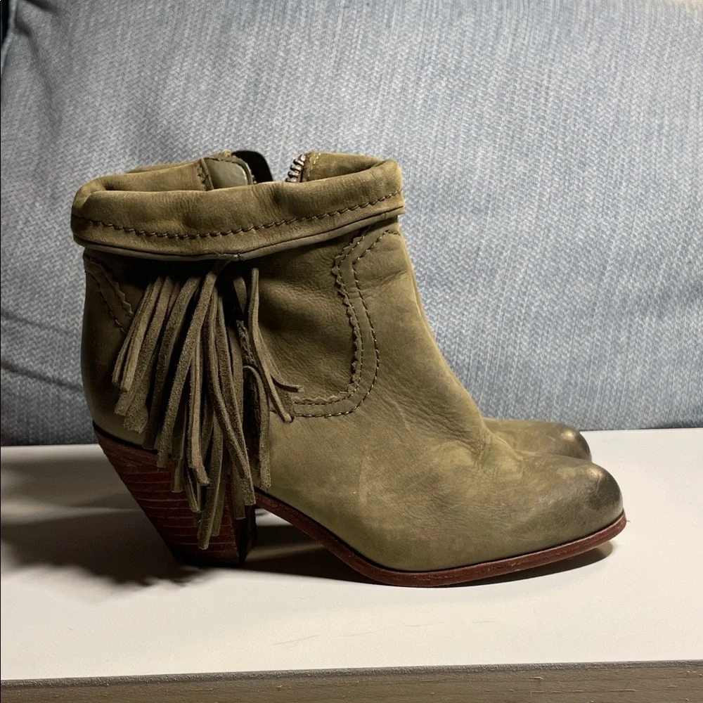 Sam Edelman Olive Green Ankle Boots leather heeled with Fringe size 6.5